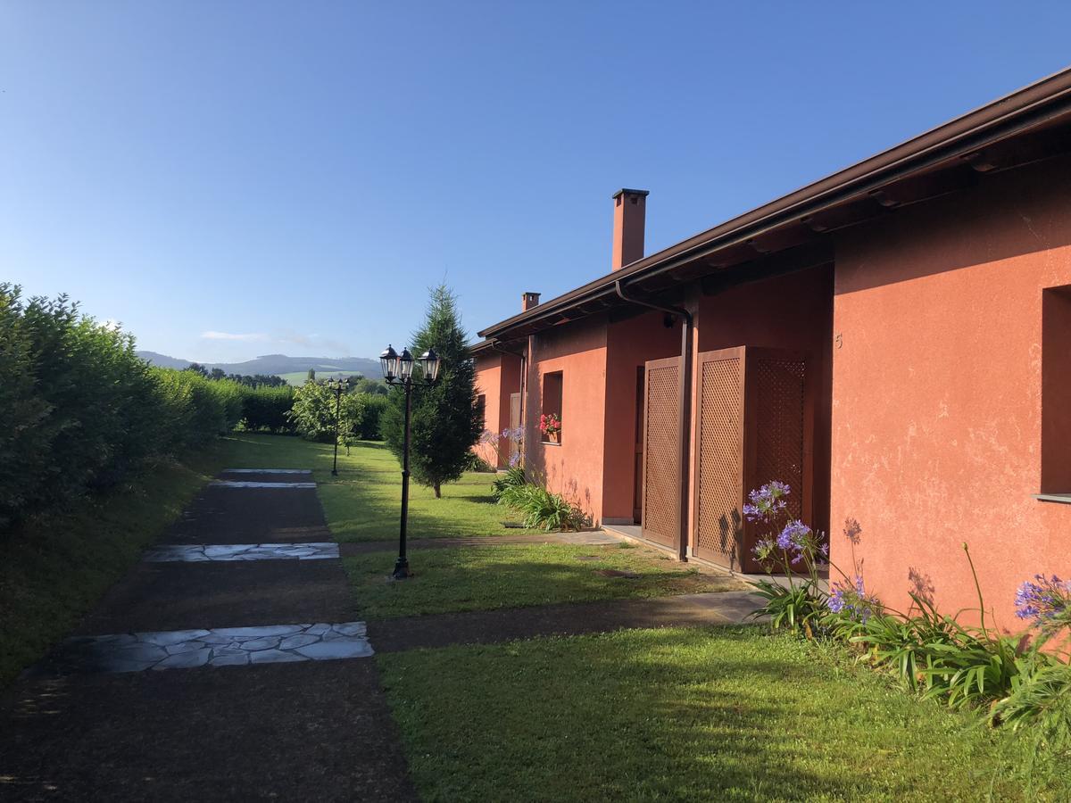 Apartamentos El Guindal Тапиа де Касариего Екстериор снимка