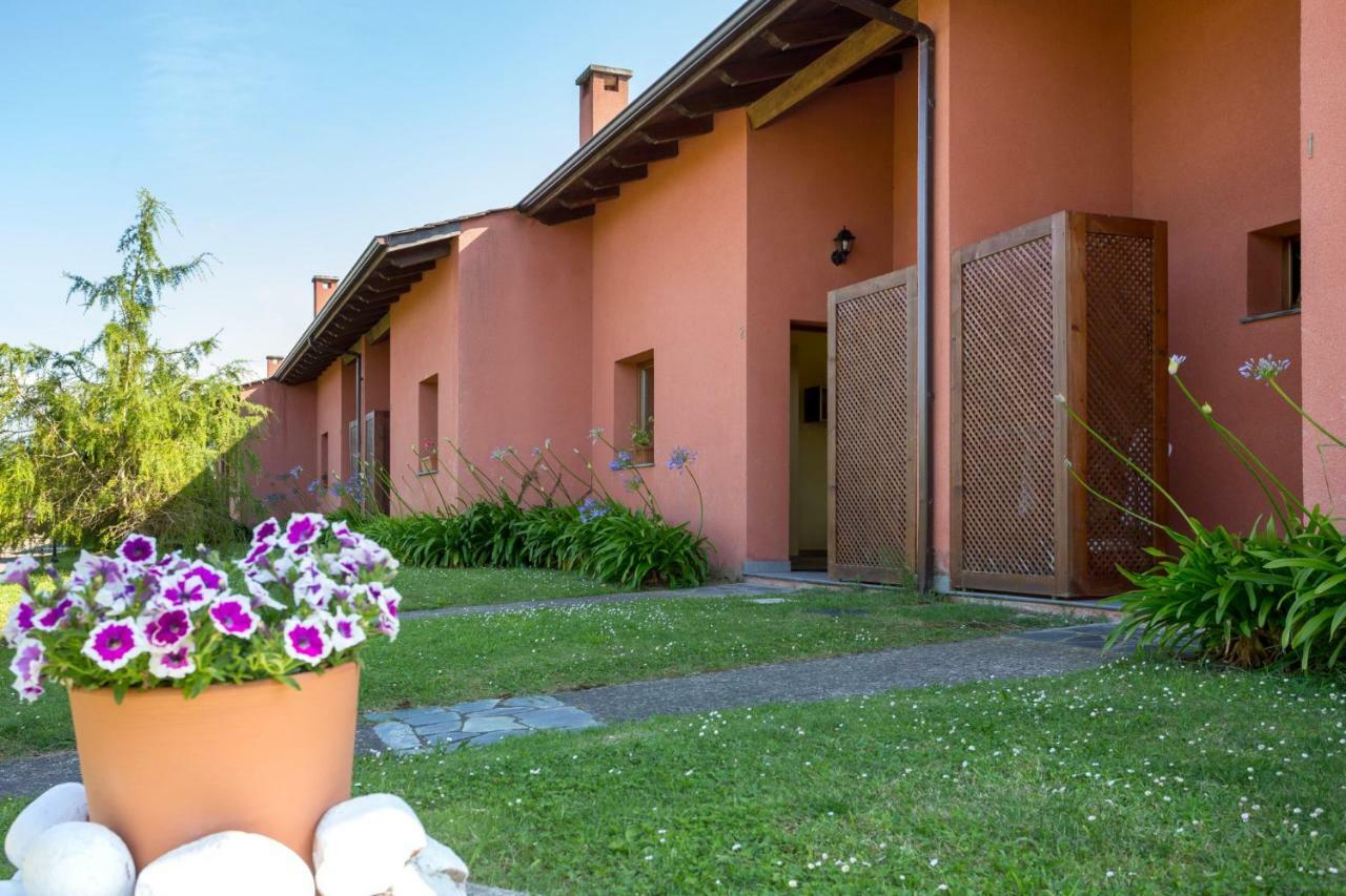 Apartamentos El Guindal Тапиа де Касариего Екстериор снимка